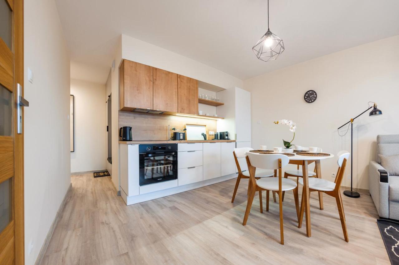 Apartamenty Sun & Snow Kolobrzeg Resorts Z Basenem Екстериор снимка
